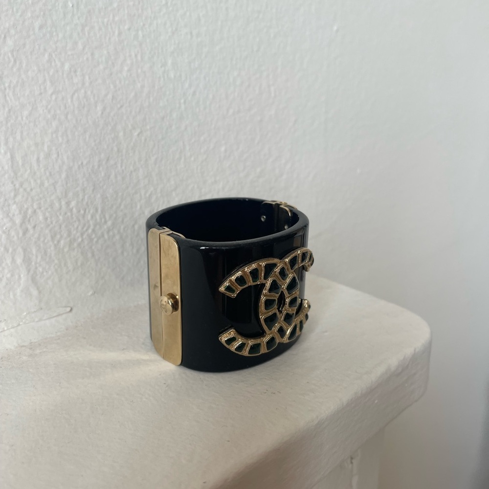 Chanel cuff - Picture 7 of 8